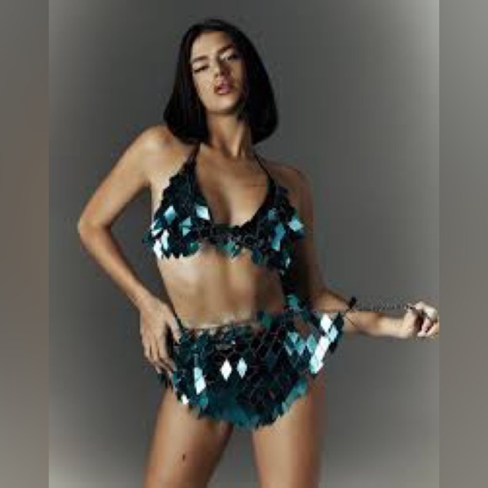 Selfie Leslie River Festival Shiny Sequins 2 Piece Set Blue NWOT - Picture 7 of 12